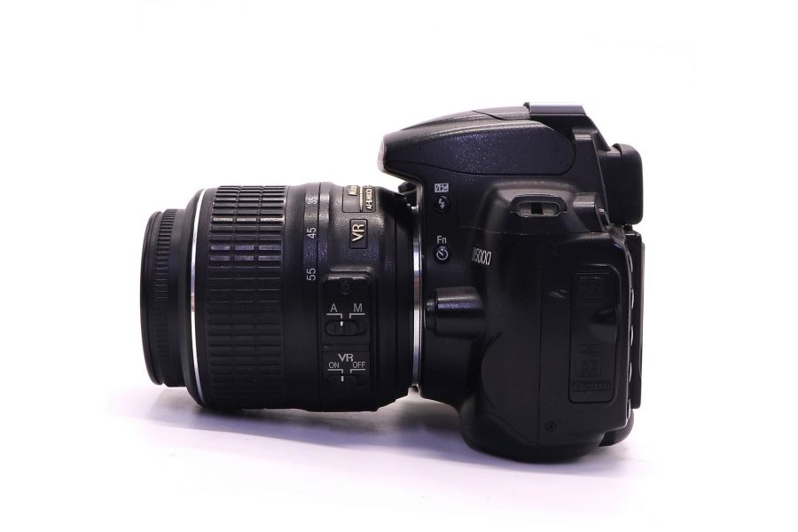 Nikon D5000 kit (пробег 21625 кадров)