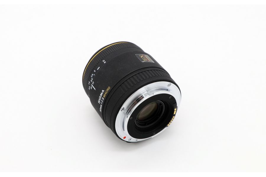 Sigma 50mm f/2.8 Macro for Canon EF