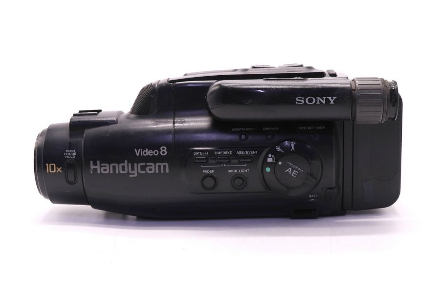 Видеокамера Sony CCD-FX300E (Malaysia, 1995)