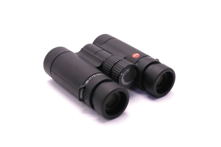 Бинокль Leica Ultravid 10x32 HD