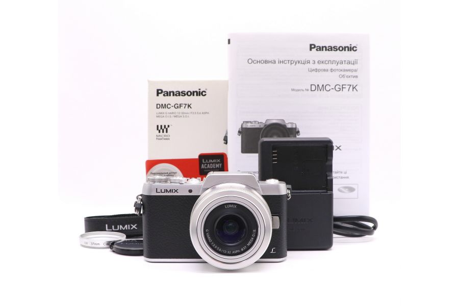 Panasonic Lumix DMC-GF7 kit в упаковке