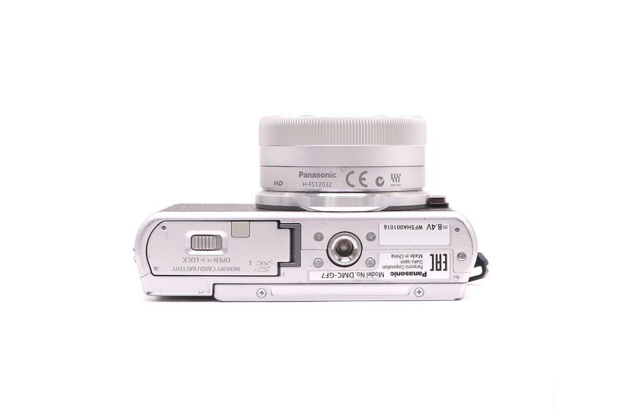 Panasonic Lumix DMC-GF7 kit в упаковке