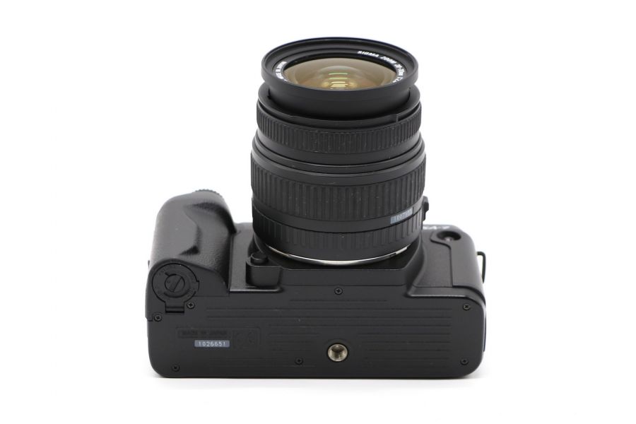 Sigma SA-7 + Sigma 28-70mm f/2.8-4