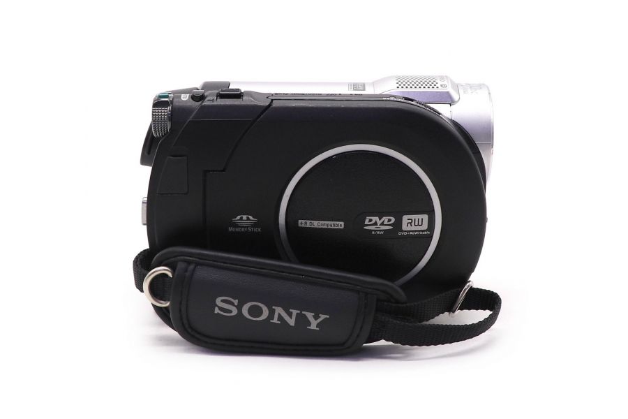 Видеокамера Sony DCR-DVD610E