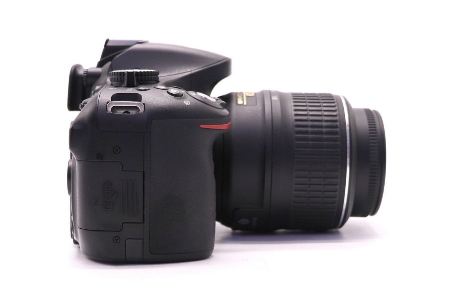 Фотокамера Nikon D5200 kit (пробег 7200 кадров)