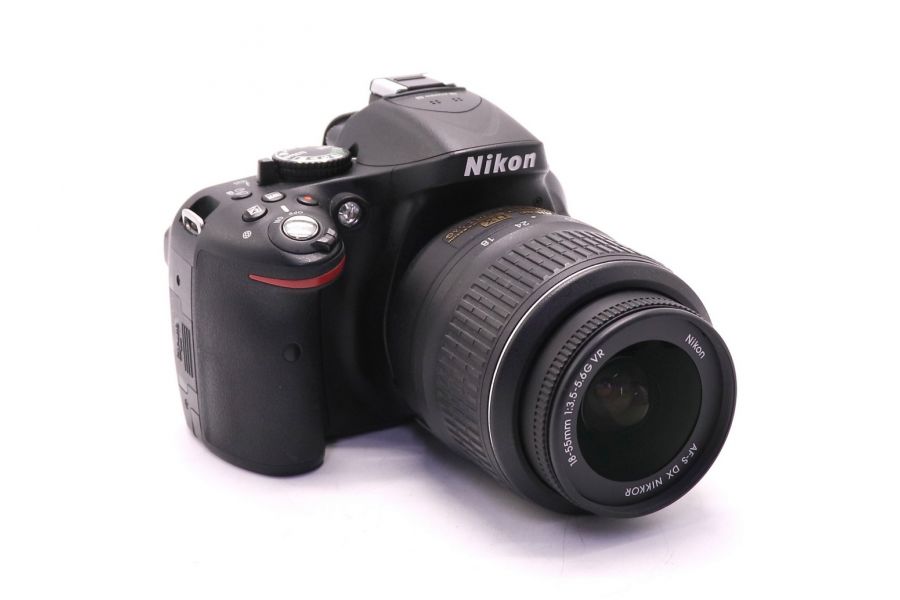 Фотокамера Nikon D5200 kit (пробег 7200 кадров)