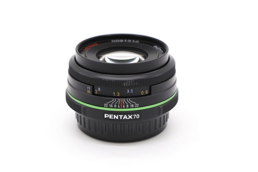 Pentax-DA SMC 70mm f/2.4 Limited