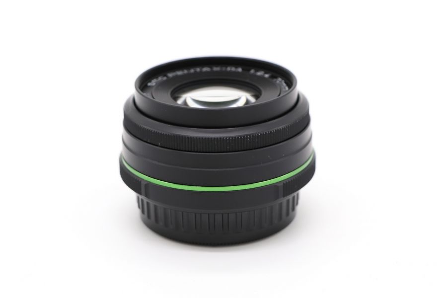Pentax-DA SMC 70mm f/2.4 Limited
