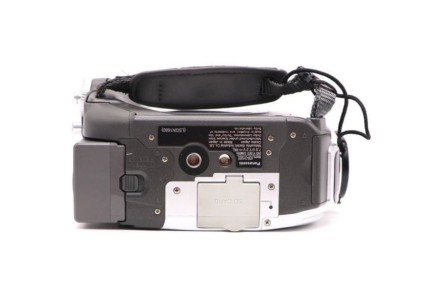 Видеокамера Panasonic VDR-D150