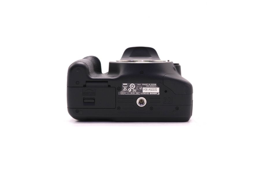 Фотокамера Canon EOS 550D body (пробег 2075 кадров)