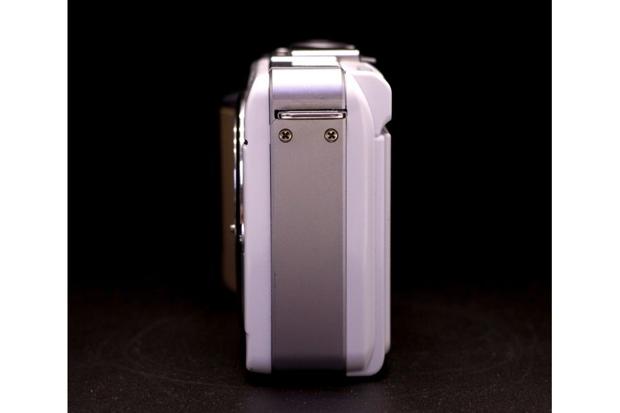 Olympus pen E-PL1 body (пробег 6665 кадров)