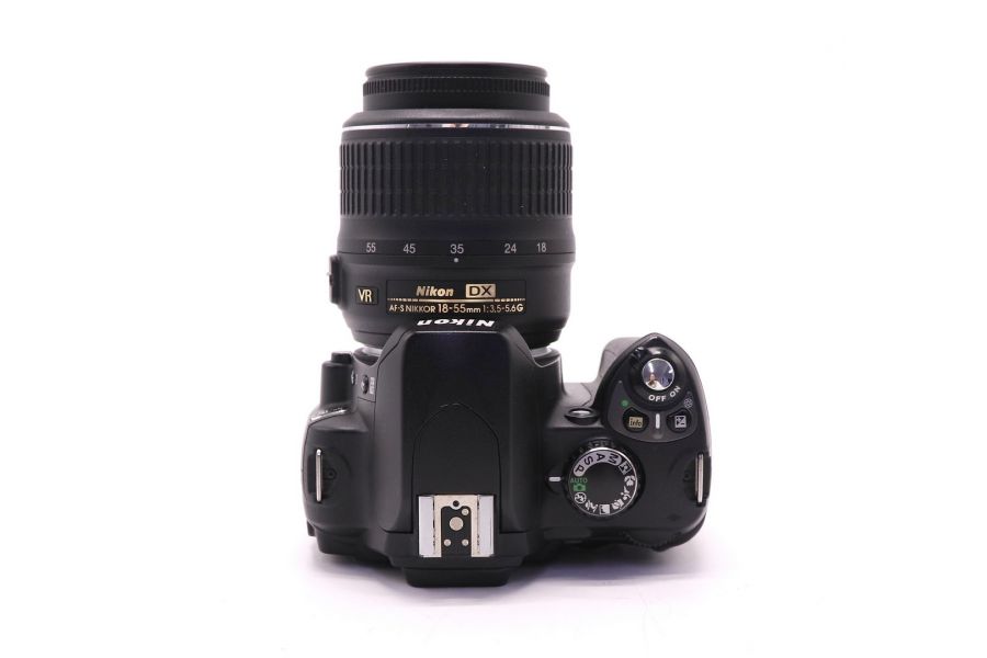Nikon D40 kit (пробег 11500 кадров)