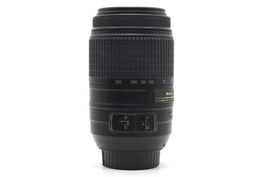 Nikon 55-300mm f/4.5-5.6G AF-S DX VR ED Zoom-Nikkor (China, 2015)