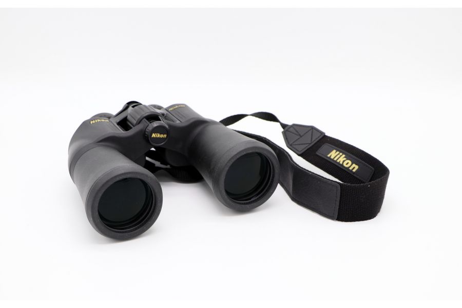 Бинокль Nikon Aculon A211 12x50 5.2° новый