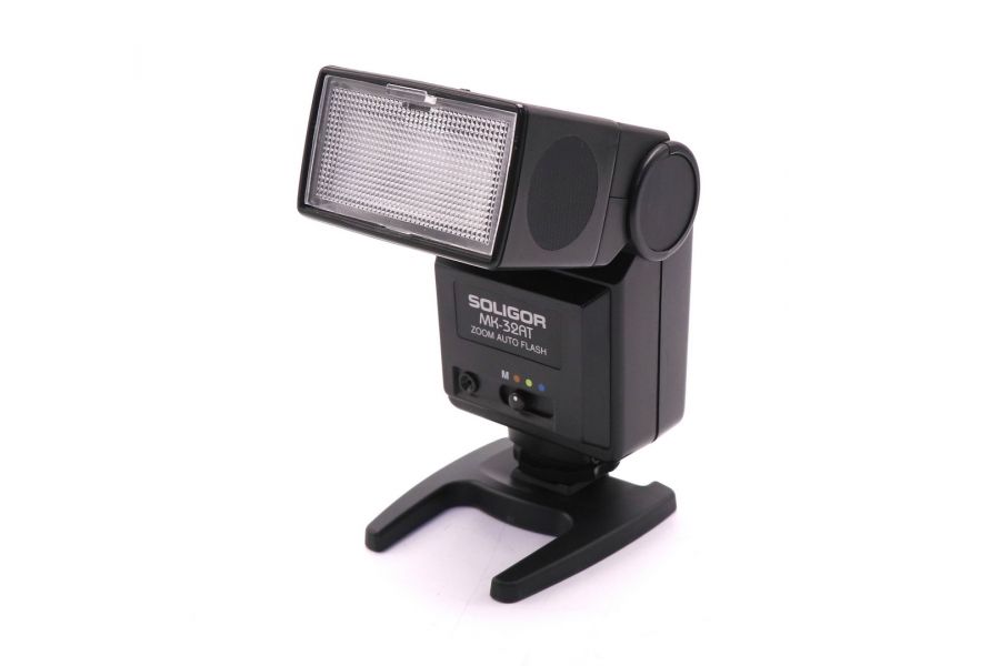Фотовспышка Soligor MK-32AT в упаковке