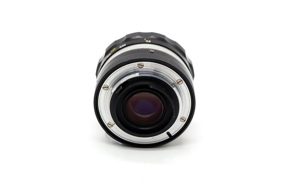 Nikon Nikkor-N Auto 2.8/24mm в упаковке