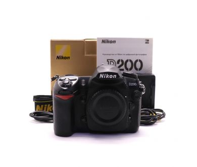 Nikon D200 body в упаковке (пробег 9330 кадров)