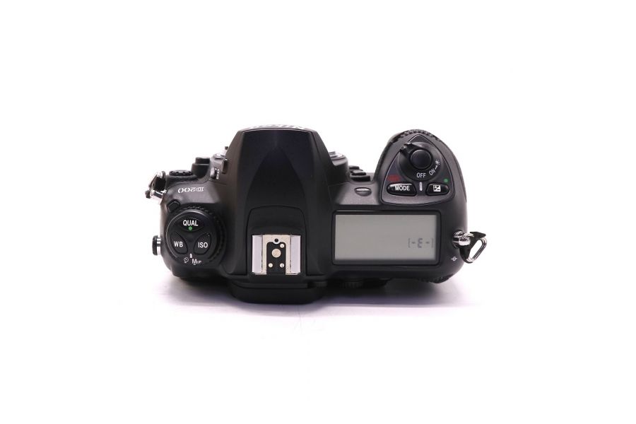 Nikon D200 body в упаковке (пробег 9330 кадров)