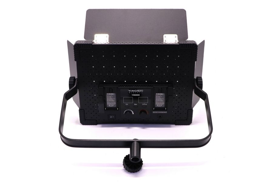 Осветитель YongNuo YN-6000