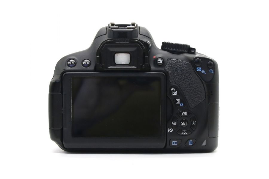 Canon EOS 650D kit (пробег 30040 кадров)