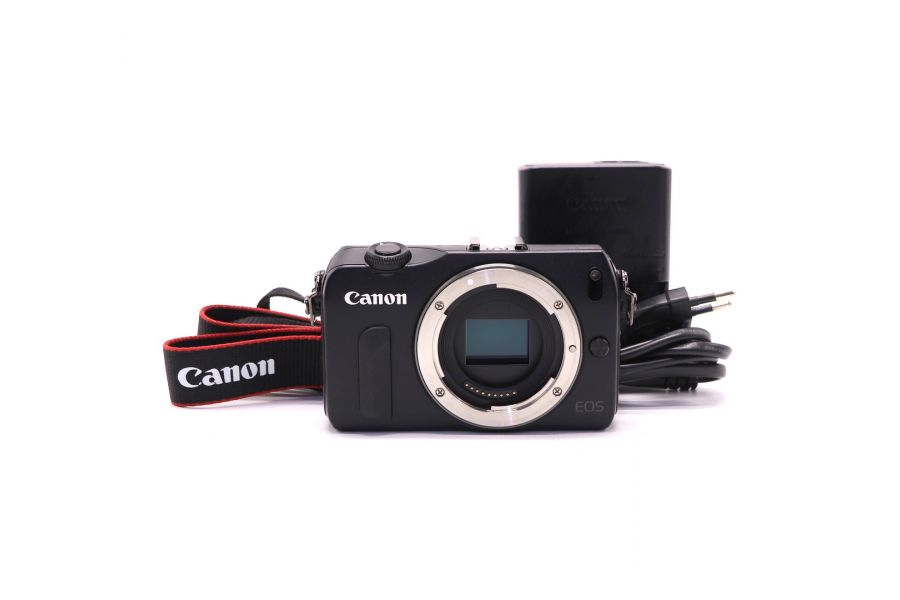 Canon EOS M body (пробег 21140 кадров)