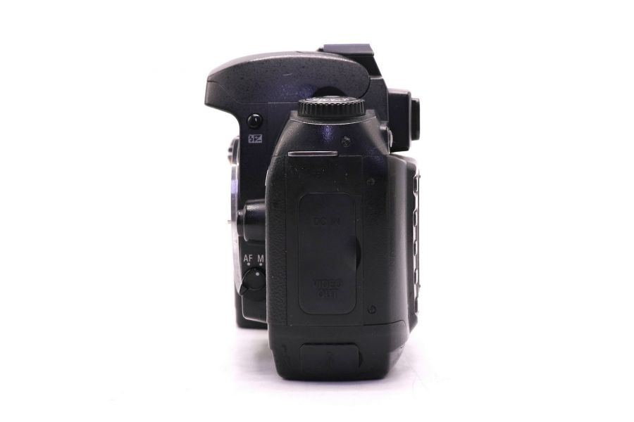 Nikon D70 body (пробег 18250 кадров)