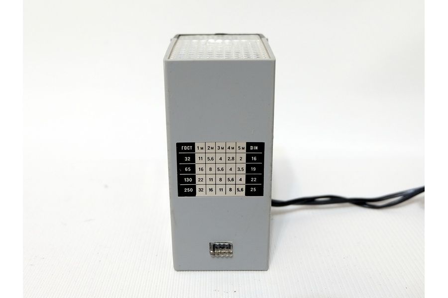 Фотовспышка СЭФ-3 новье, в упаковке (СССР, 1984)