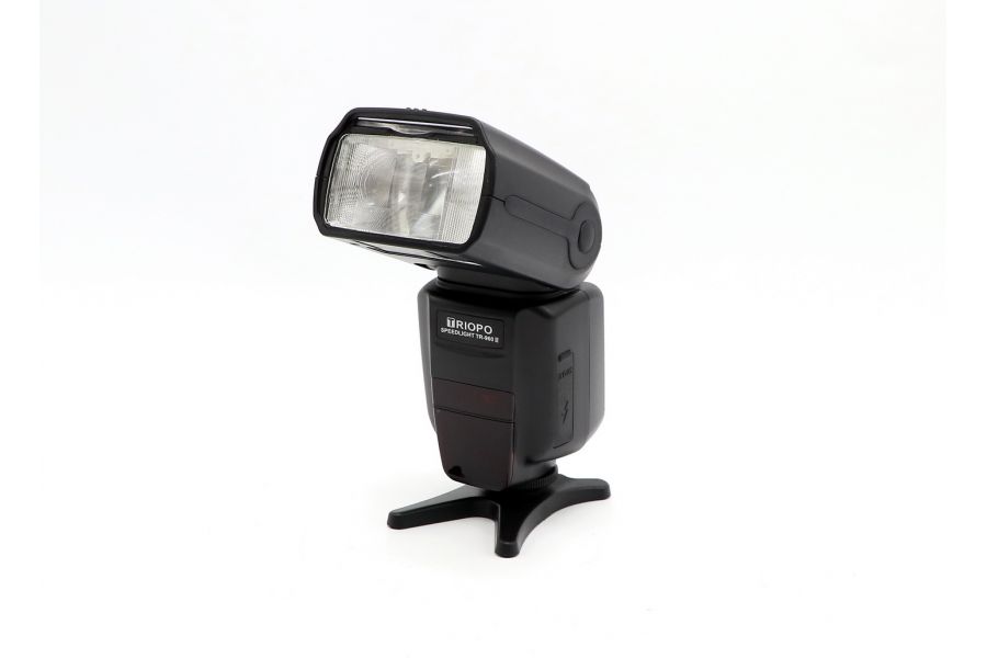 Фотовспышка Triopo SpeedLight TR-960 III