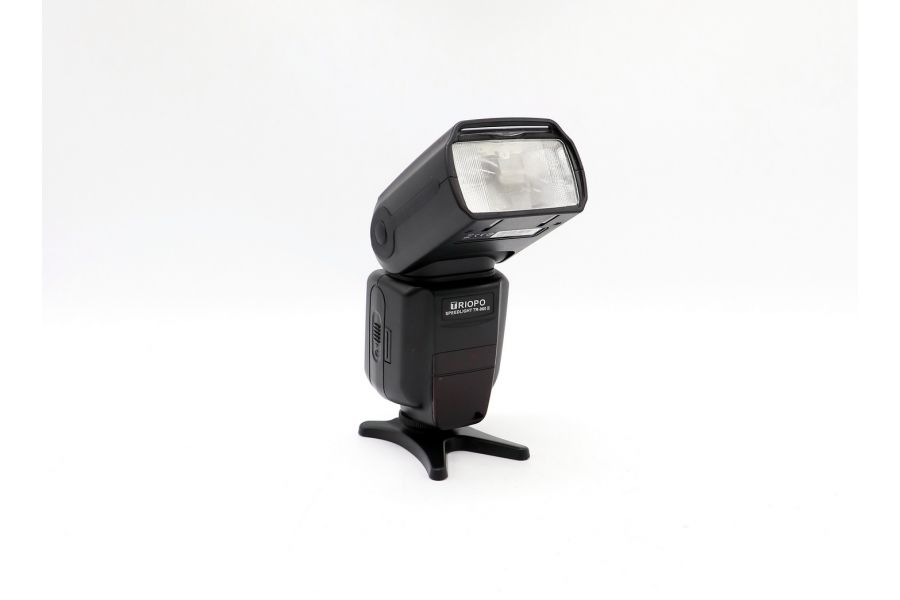 Фотовспышка Triopo SpeedLight TR-960 III