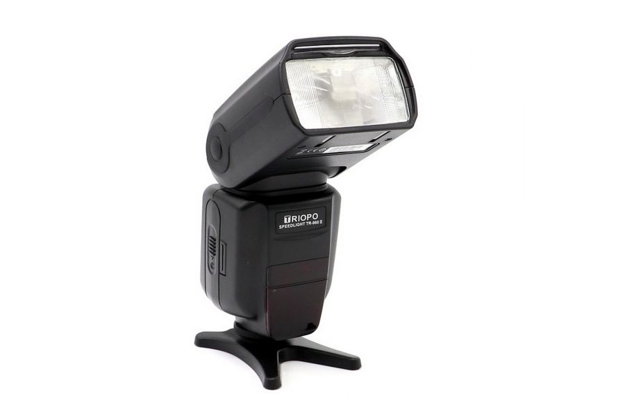 Фотовспышка Triopo SpeedLight TR-960 III
