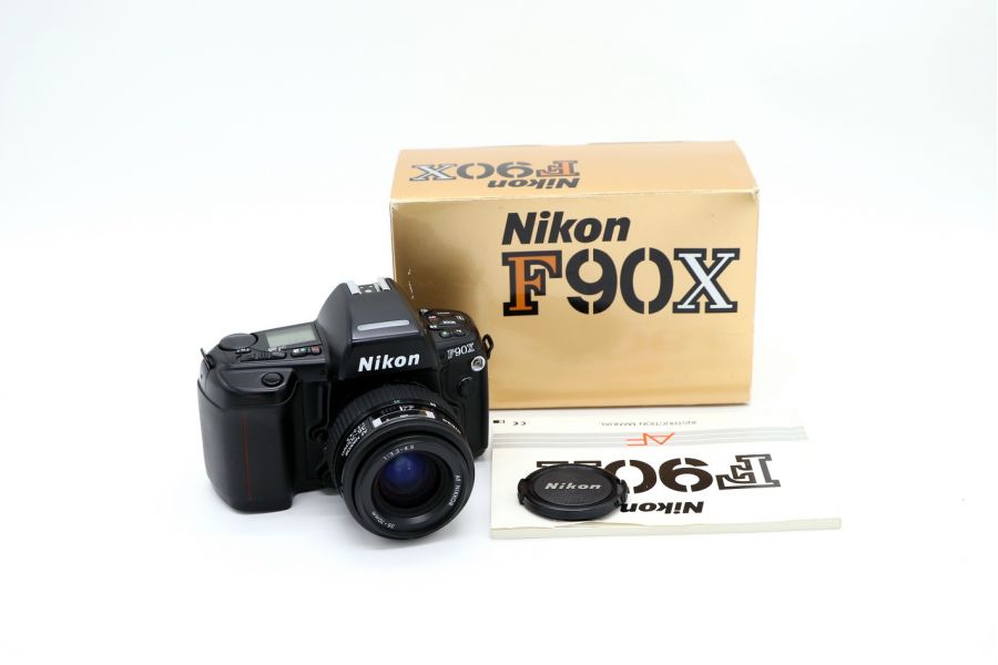 Nikon F90X Kit (Japan, 2001)