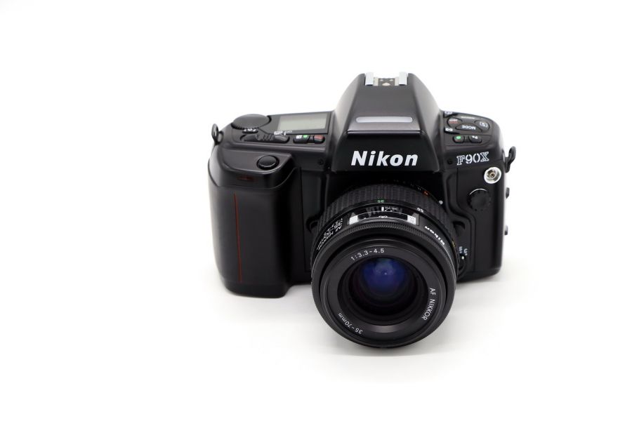 Nikon F90X Kit (Japan, 2001)