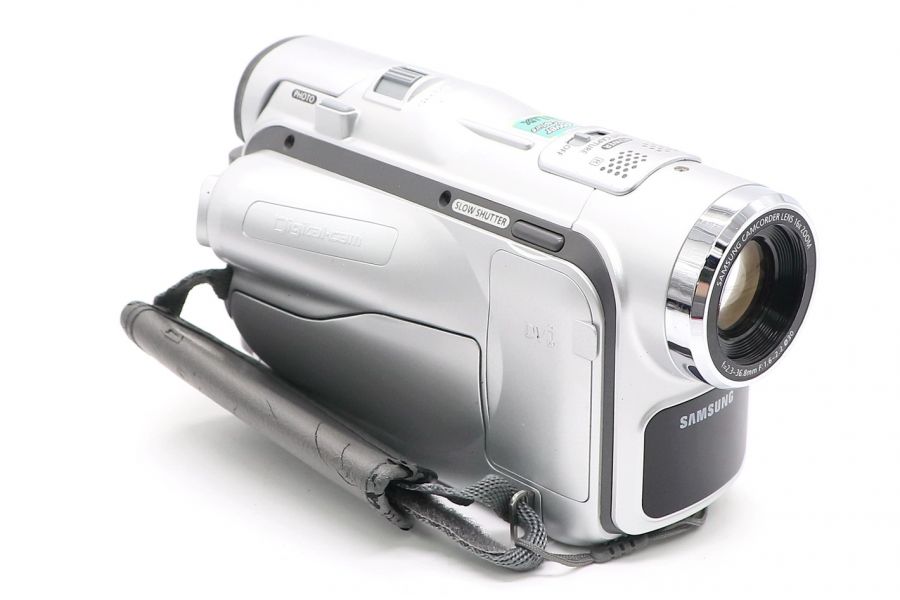 Видеокамера Samsung VP-D101i