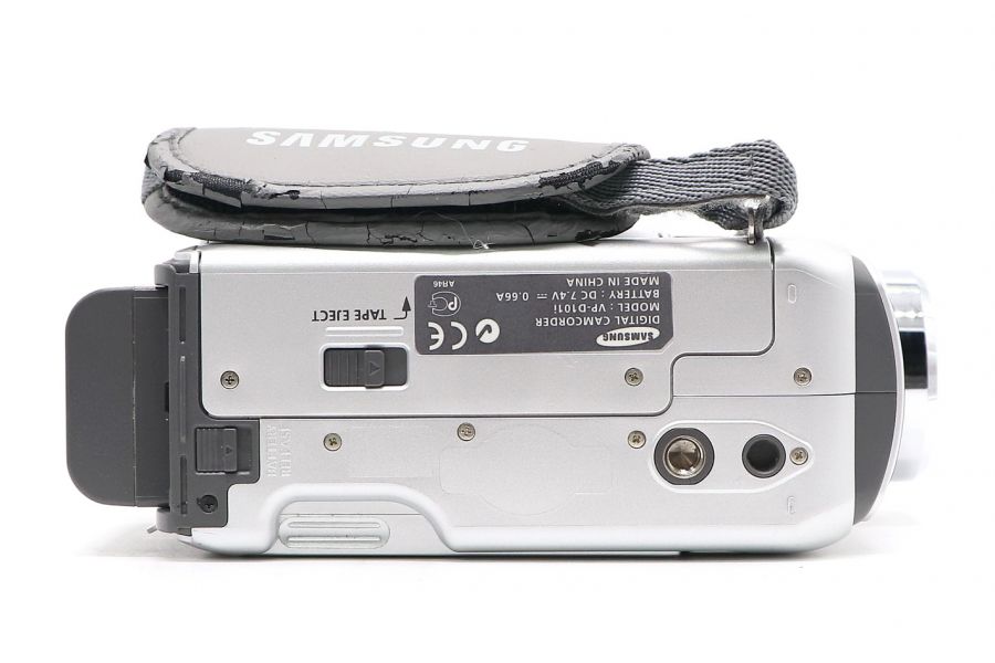 Видеокамера Samsung VP-D101i