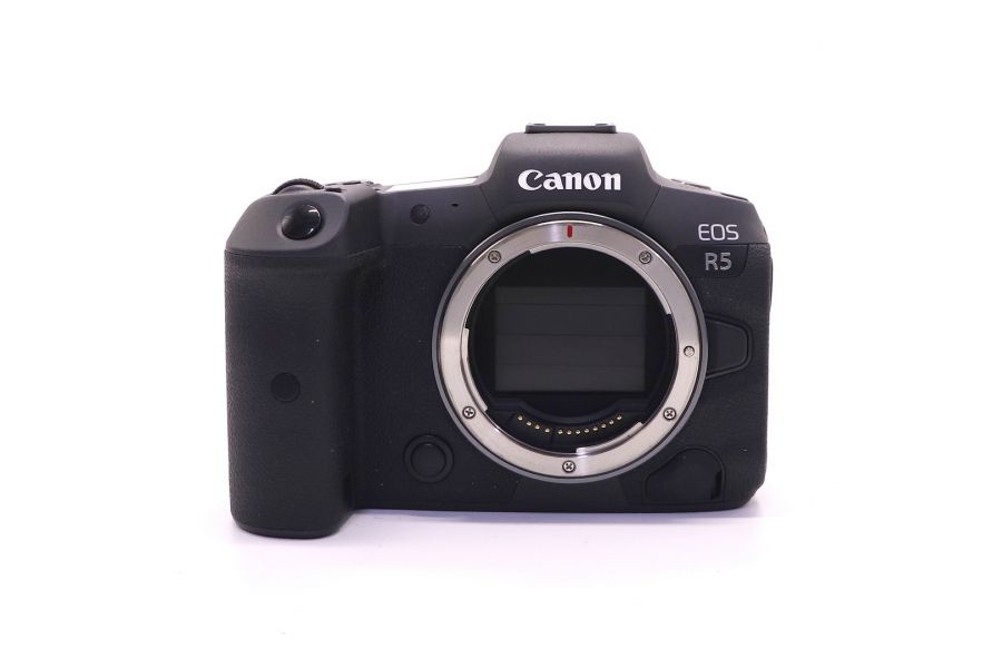 Canon EOS R5 body в упаковке (пробег 5830 кадров)