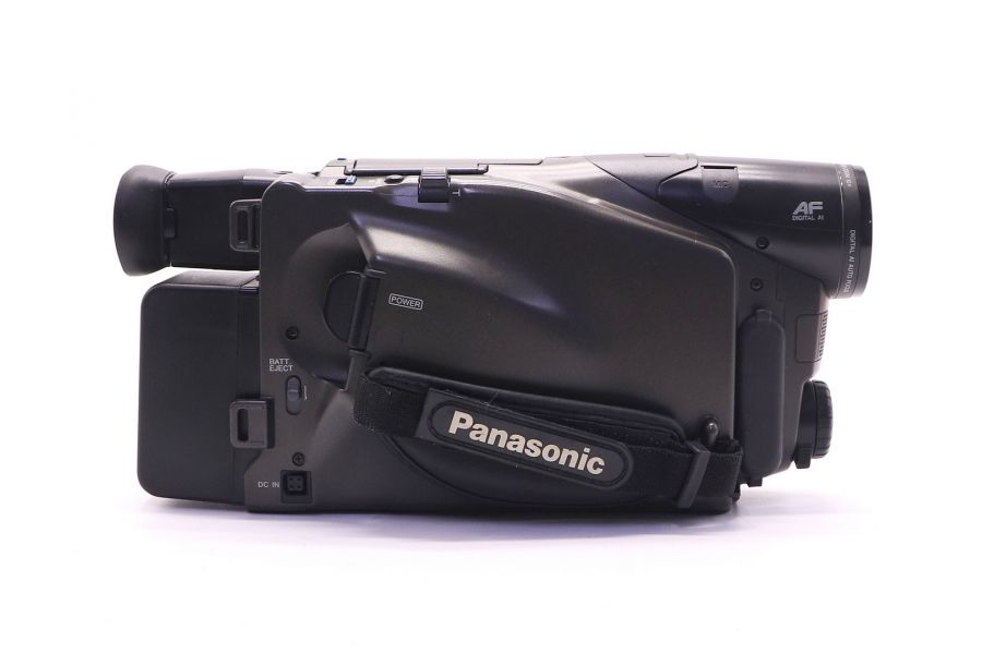 Видеокамера Panasonic NV-R550EN