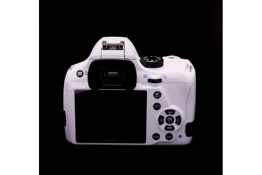 Pentax K-50 kit (пробег 6585 кадров)