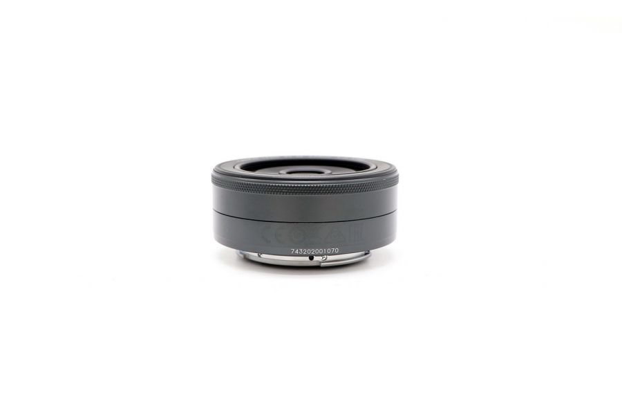 Canon EF-M 22mm f/2 STM