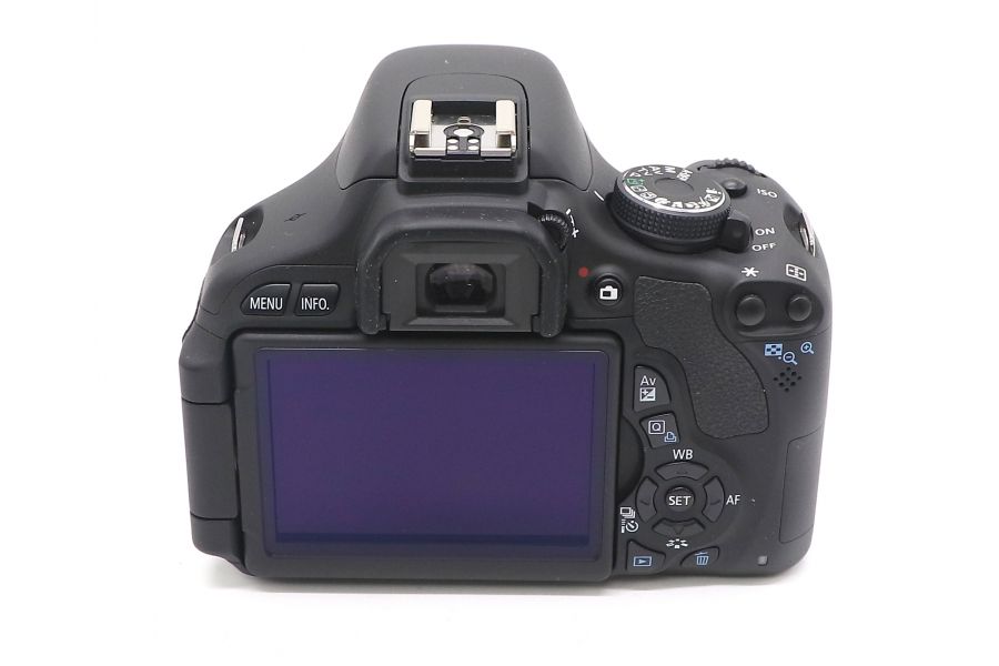 Canon EOS 600D kit в упаковке (пробег 600 кадров)