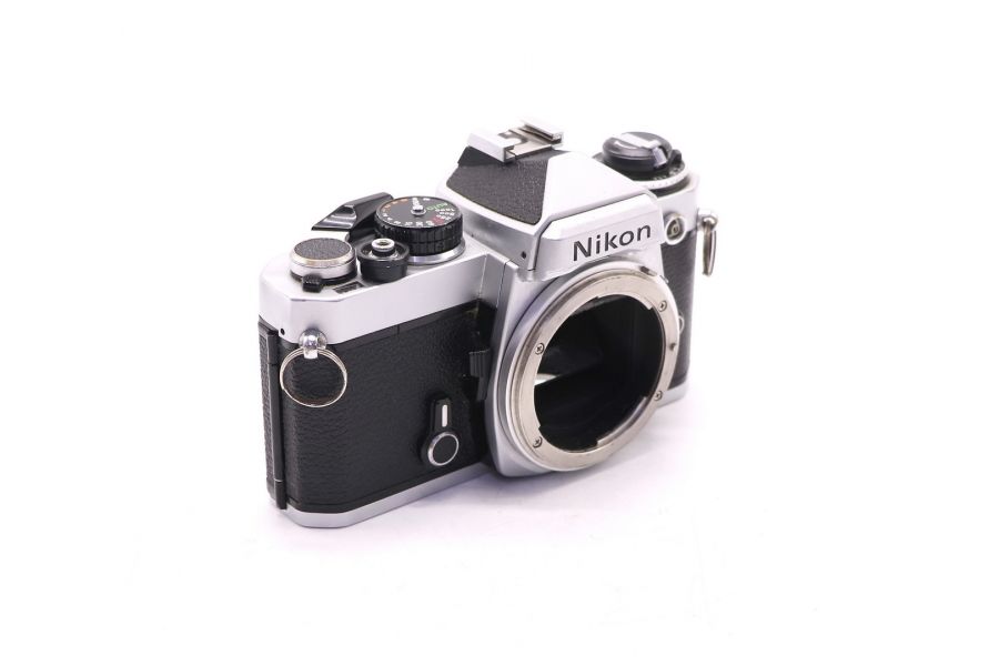 Фотокамера зеркальная Nikon FE body (Japan, 1983)