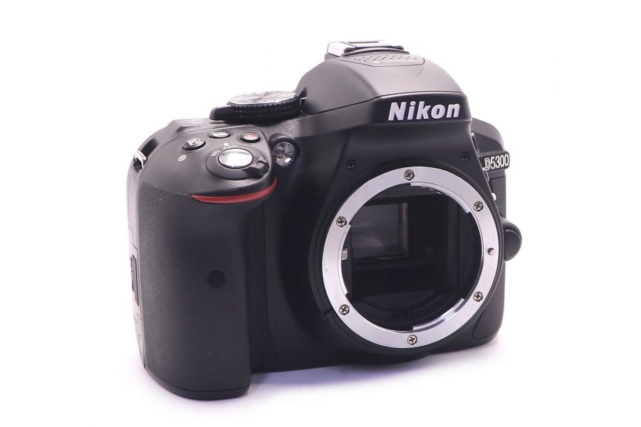 Nikon D5300 body (пробег 1215 кадров)