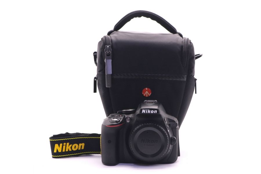 Nikon D5300 body (пробег 1215 кадров)