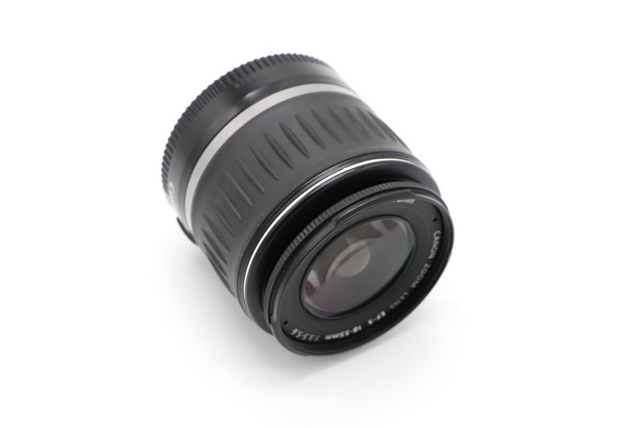 Canon EF-S 18-55mm 3.5-5.6