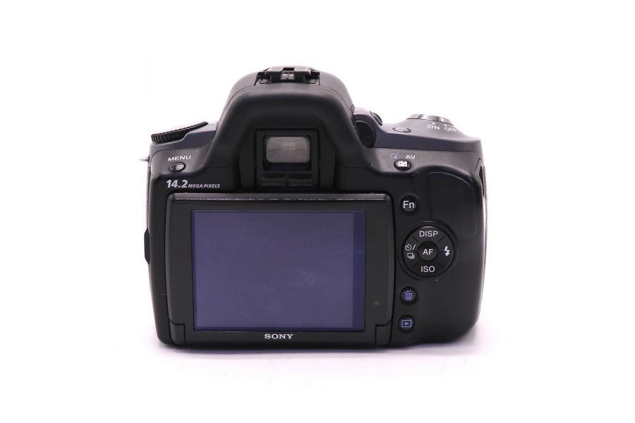 Sony a380 kit (пробег 10300 кадров)