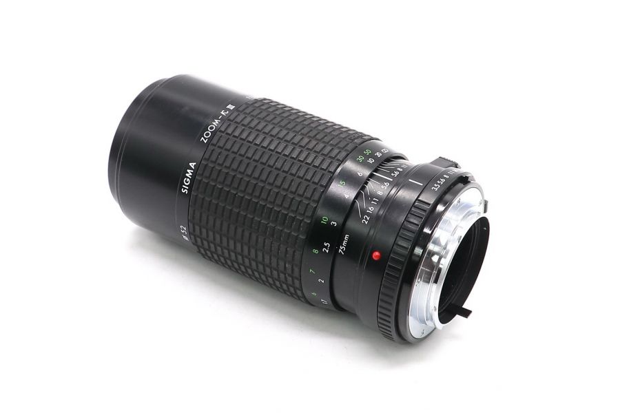 Sigma Zoom-K III 75-210mm f/3.5-4.5 MC for Minolta MD