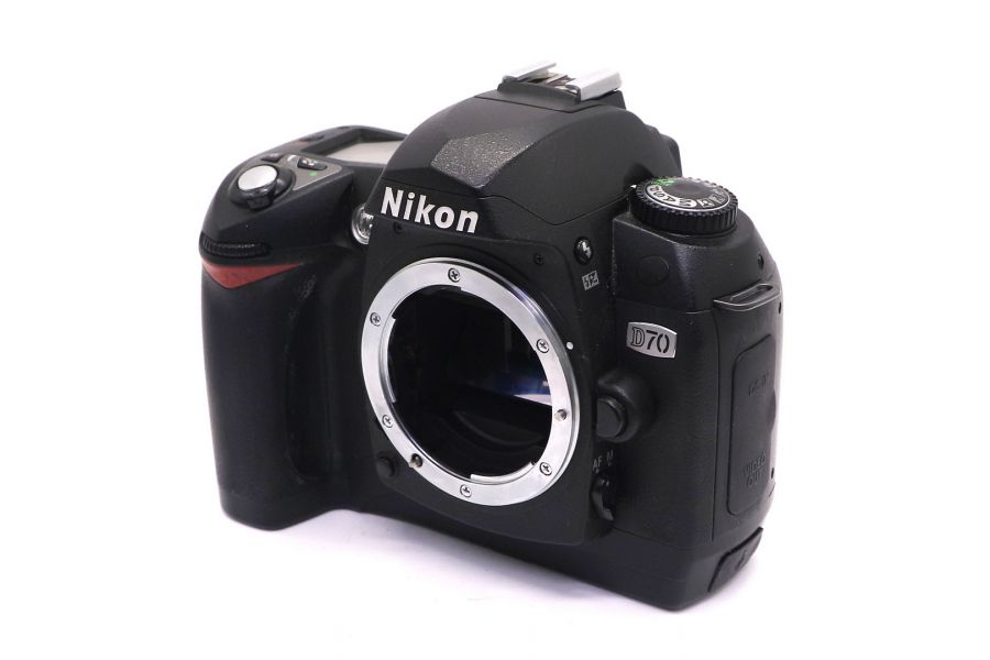 Nikon D70 body (пробег 2776 кадров)