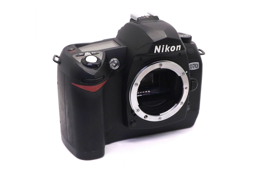 Nikon D70 body (пробег 2776 кадров)