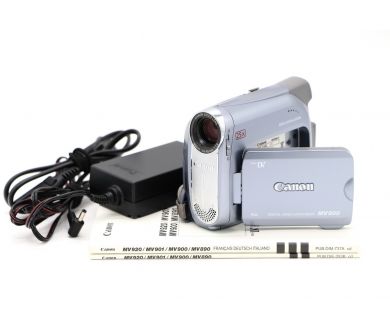 Видеокамера Canon MV900 