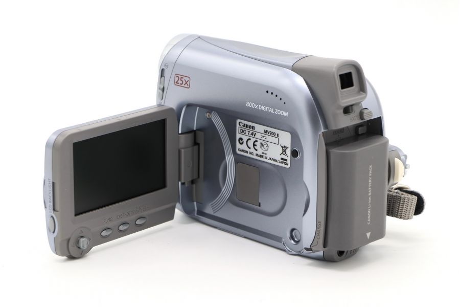 Видеокамера Canon MV900 