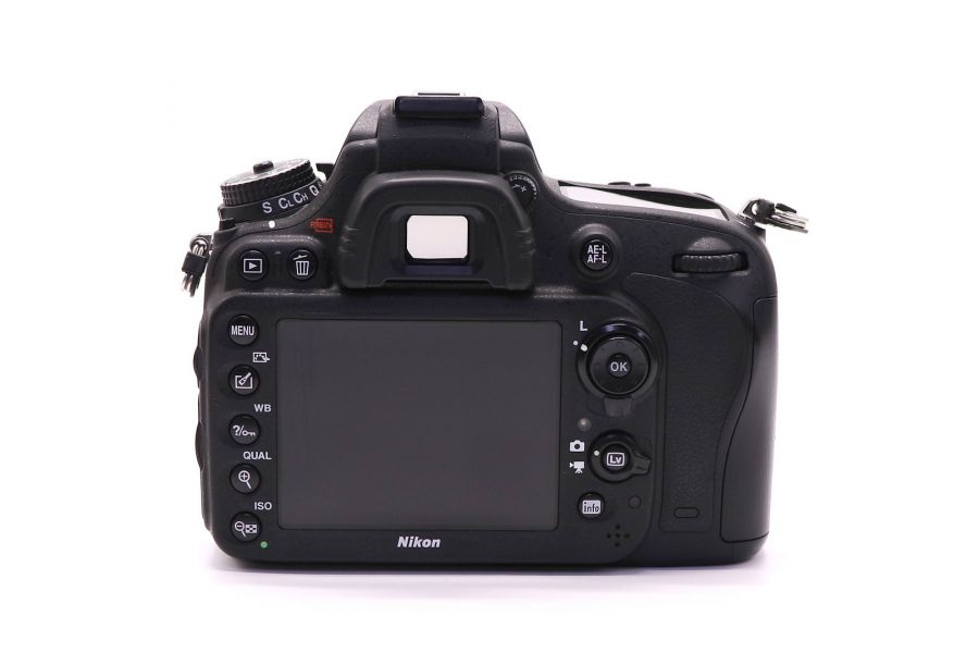 Nikon D600 body в упаковке (пробег 9100 кадров)